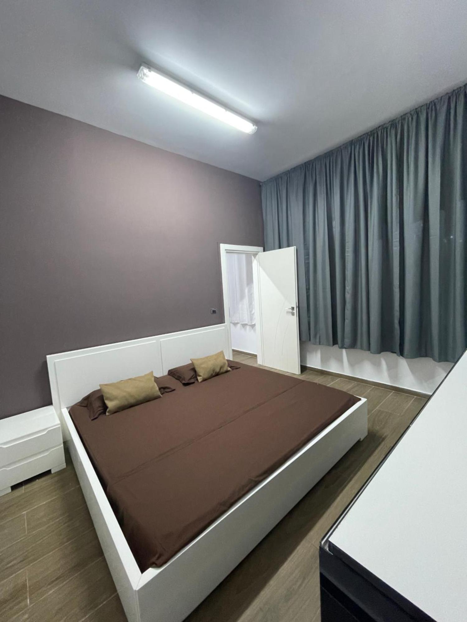 Gold Apartament Vlore Vlorë Exterior foto